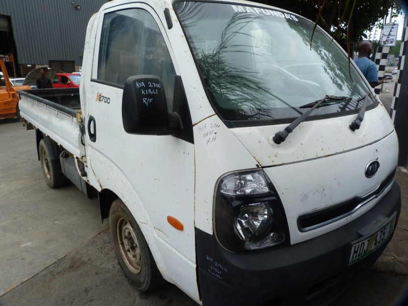 Kia K2700 2.7 1.3 Ton Workhorse Manual - 2012 STRIPPING FOR SPARES - Private Seller