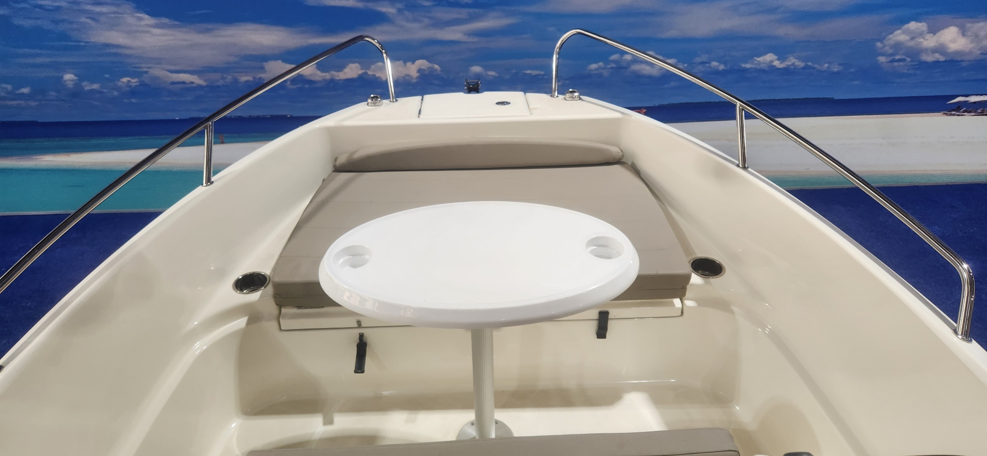 QUICKSILVER 555 OPEN ON TRAILER 130 HP YAMAHA 4 STROKE