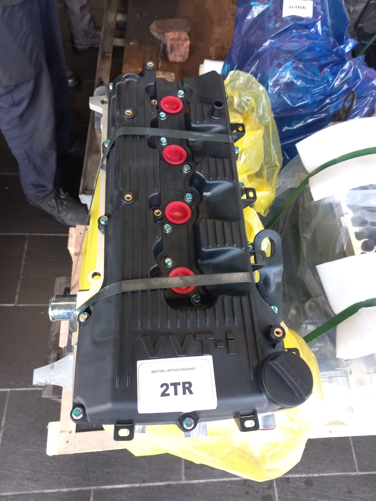 Toyota Quantum/Hilux 2.5 D4D Diesel Engine (2KD) (Brand New - Head, Block & Sump - Private Seller Toyota Quantum/Hilux 2.5 D4D Diesel Engine (2KD) (Brand New - Head, Block & Sump - Private Seller