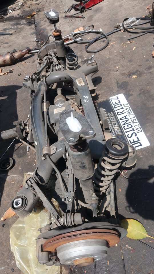 BMW 3 Series F22 F30 F80 F45 328i REAR SUSPENSION PARTS - Private Seller BMW 3 Series F22 F30 F80 F45 328i REAR SUSPENSION PARTS - Private Seller