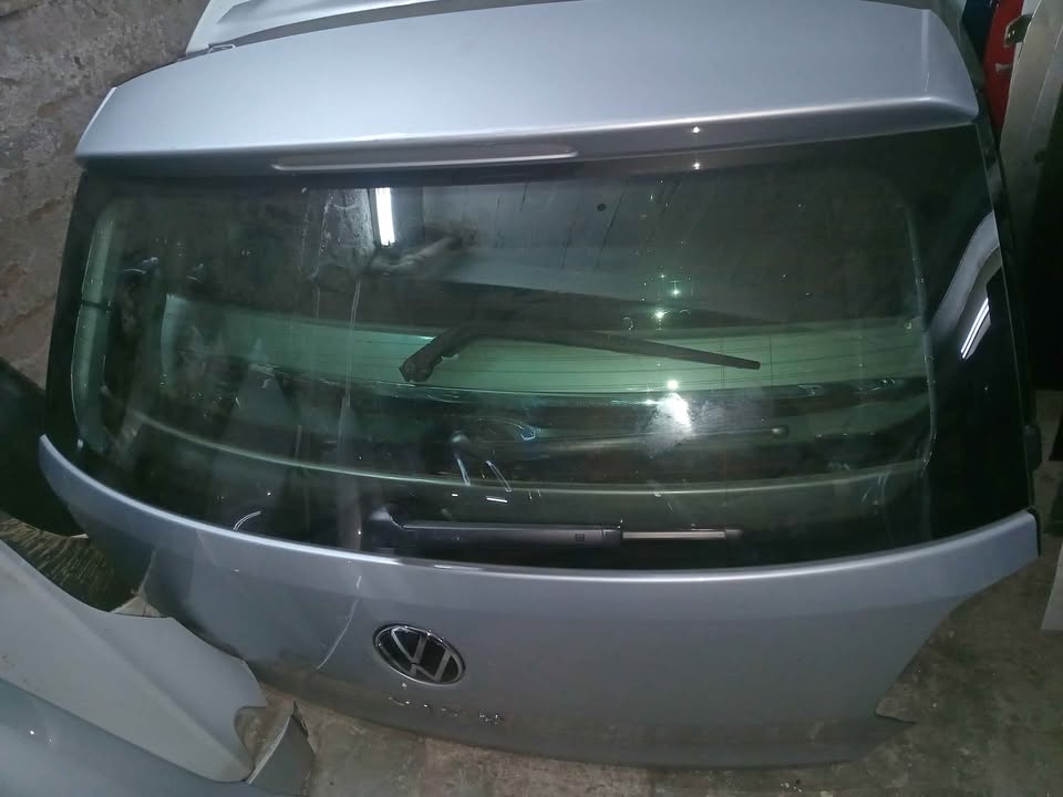 Polo vivo new shape 2025 tailgate