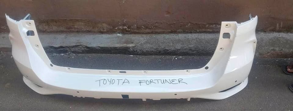 Toyota Fortuner back bumper - Private Seller Toyota Fortuner back bumper - Private Seller
