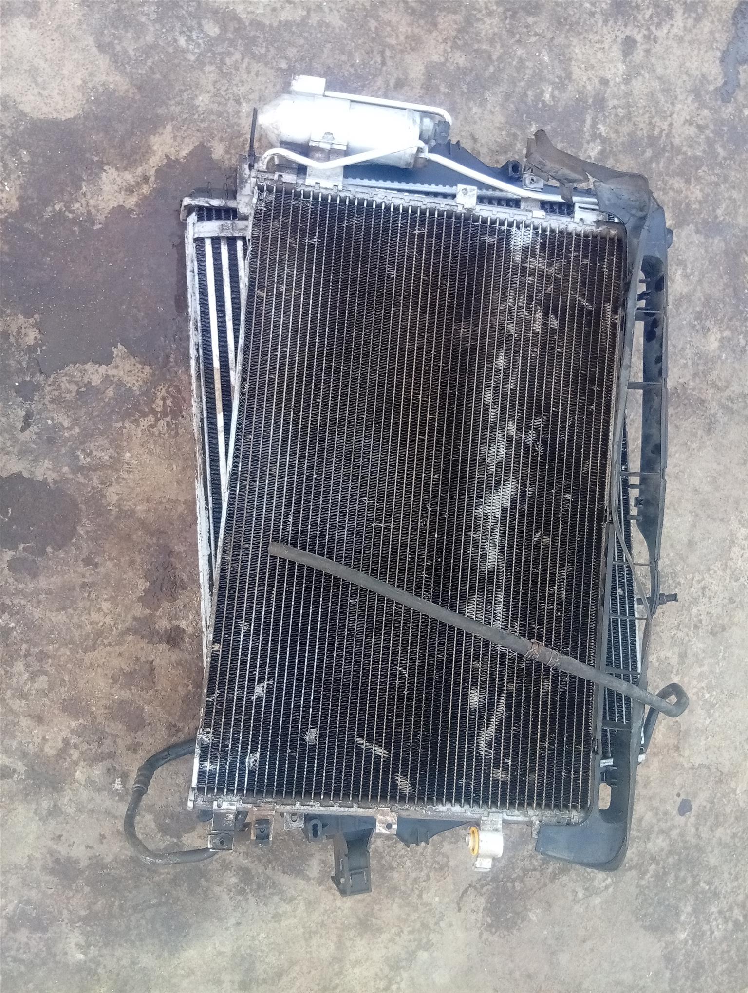 1999-2007 Volvo XC90 2.9 water and Aircon radiator set - Private Seller 1999-2007 Volvo XC90 2.9 water and Aircon radiator set - Private Seller