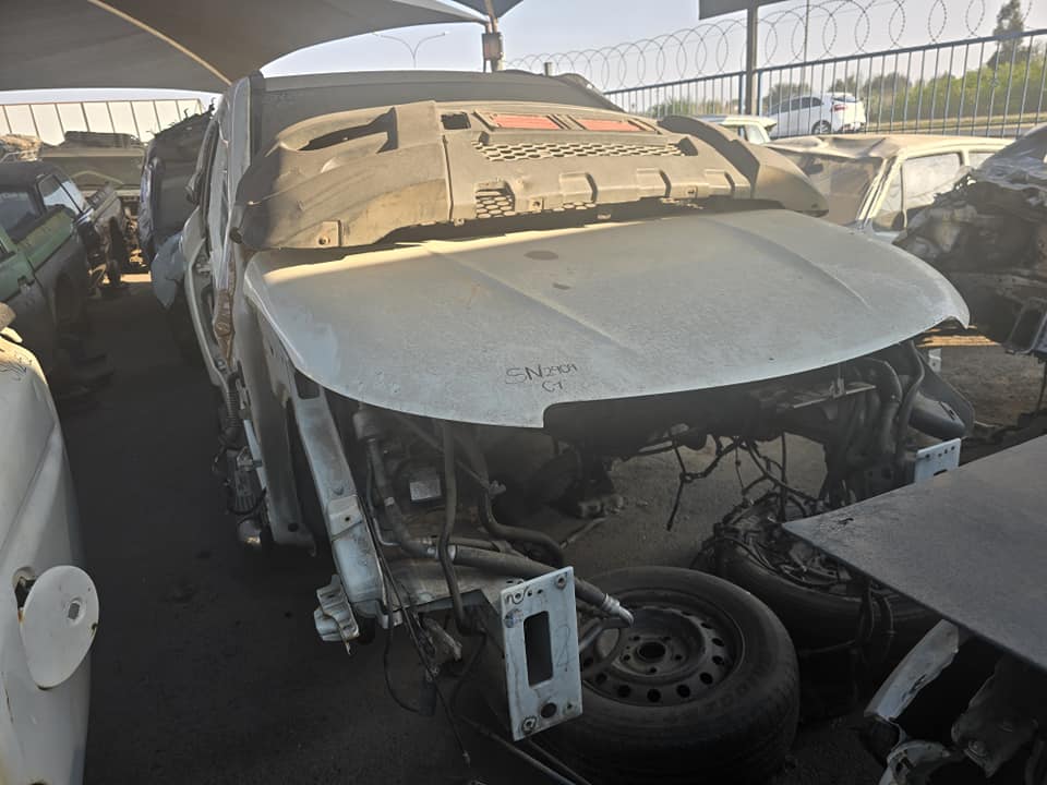 Mahindra XUV-500 striping for spares contact details in description - Private Seller Mahindra XUV-500 striping for spares contact details in description - Private Seller