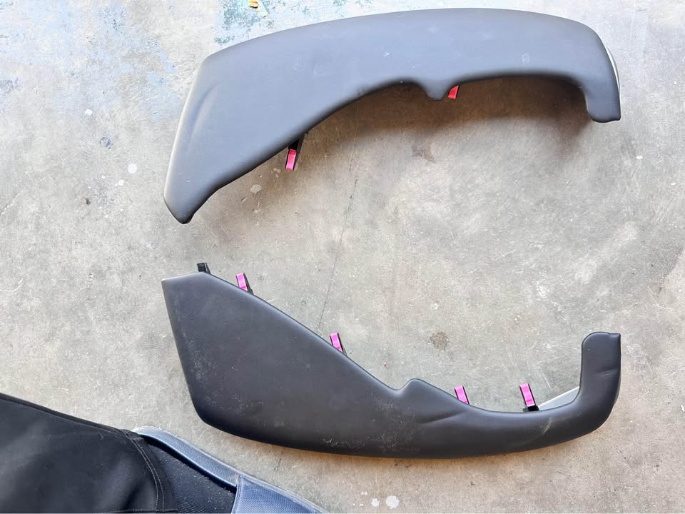 Toyota FORTUNER Instrument Panel & Glove Compartment - Private Seller Toyota FORTUNER Instrument Panel & Glove Compartment - Private Seller