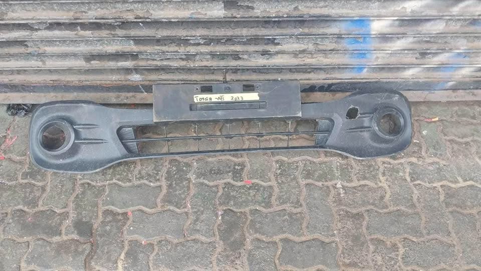 Toyota Vitz bottom grill 2023 - Private Seller Toyota Vitz bottom grill 2023 - Private Seller