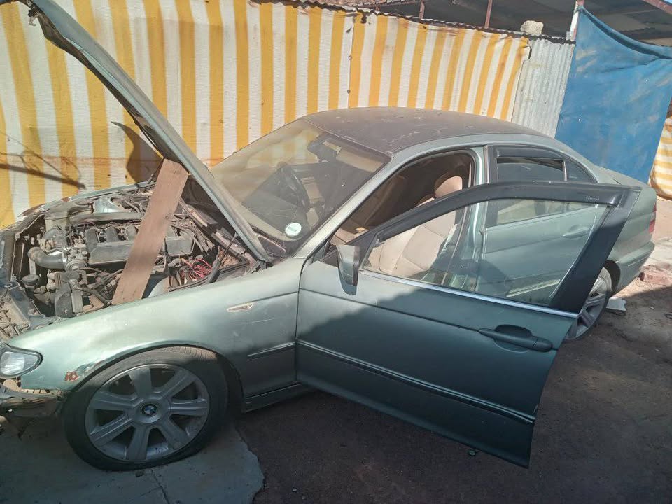 BMW E46 330d For Stripping