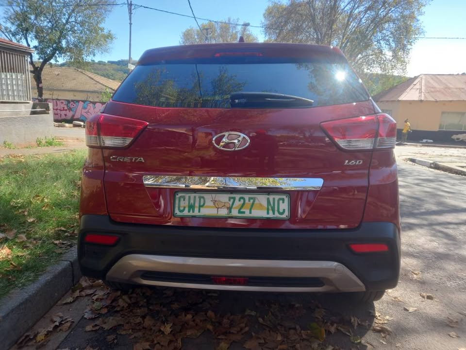 2020 Hyundai Creta 1.6 Diesel, Automatic, Maroon, 70000kms Service book