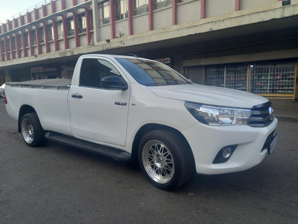 2021 TOYOTA HILUX 2.4 GD6 PETROL, MANUAL, WHITE COLOR, MILEAGE 62000KM