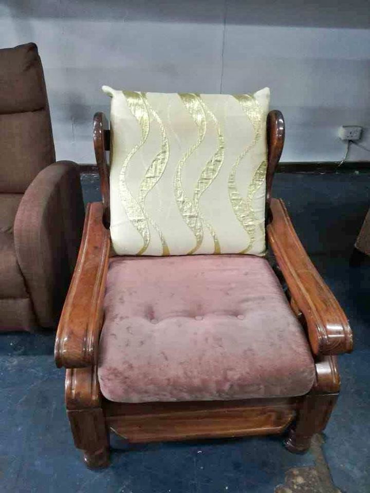 Wooden chair- vintage Wooden chair- vintage
