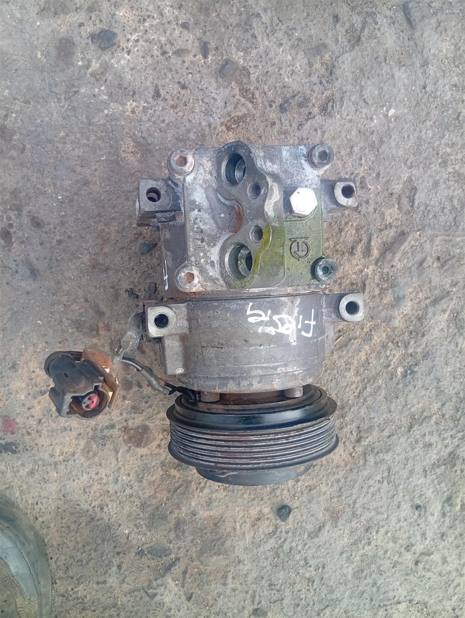 2008-2014 ford fiesta 1.4 AC Aircon pump - Private Seller 2008-2014 ford fiesta 1.4 AC Aircon pump - Private Seller