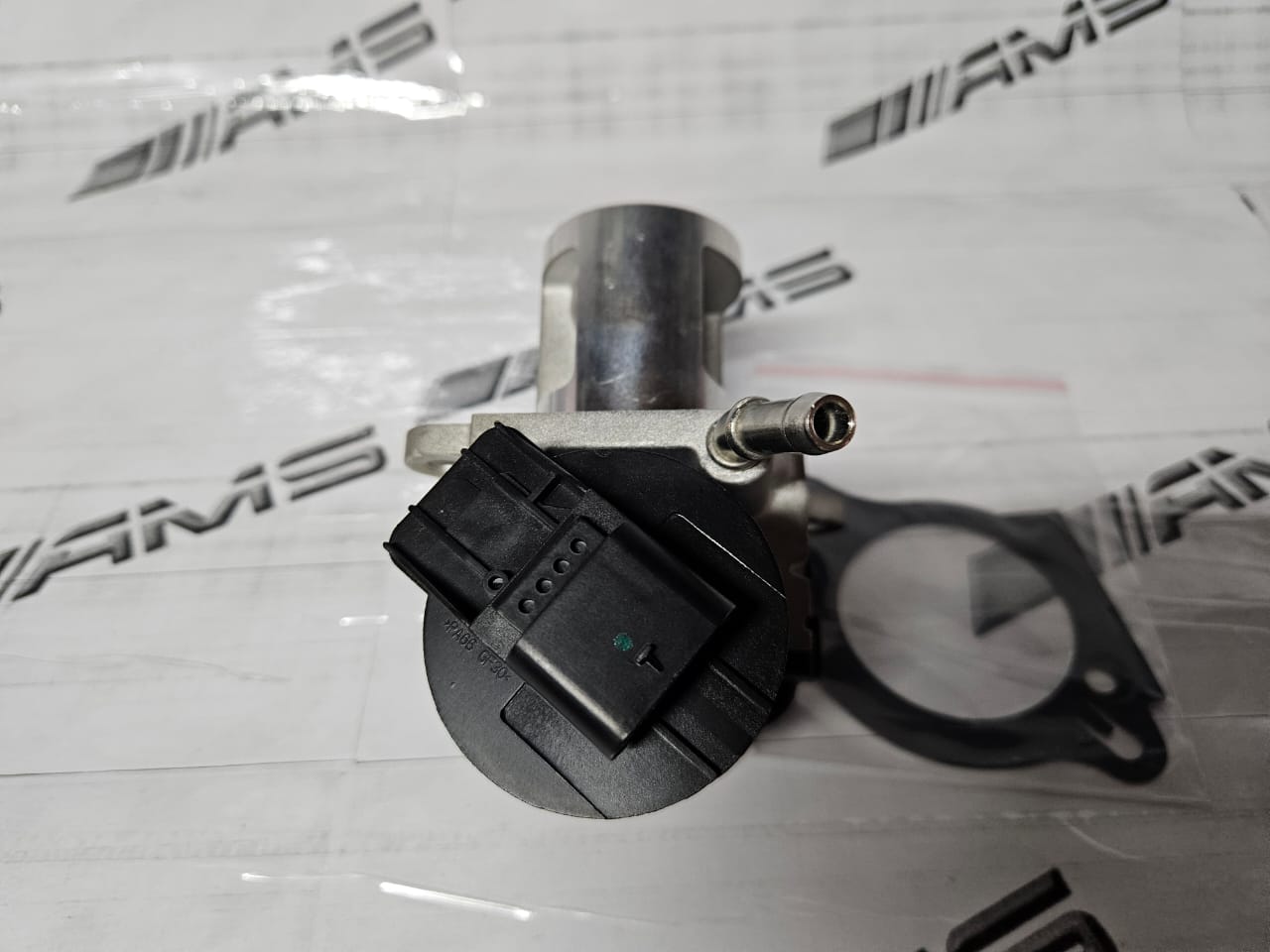 Brand New M642 EGR Valve I-Pipe Top Plug - Private Seller