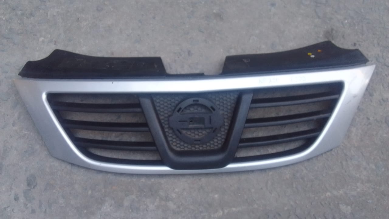 Nissan np200 main grille - Private Seller Nissan np200 main grille - Private Seller