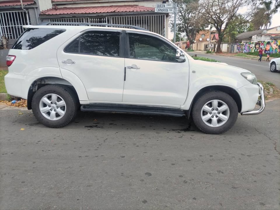 2010 Toyota Fortuner 3.0 d4d 4x2 Automatic