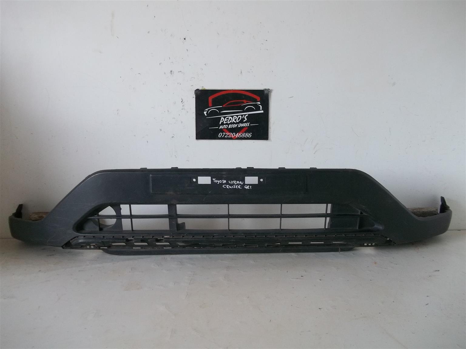 Toyota Urban Cruiser '21 front bumper lower grille - Private Seller Toyota Urban Cruiser '21 front bumper lower grille - Private Seller