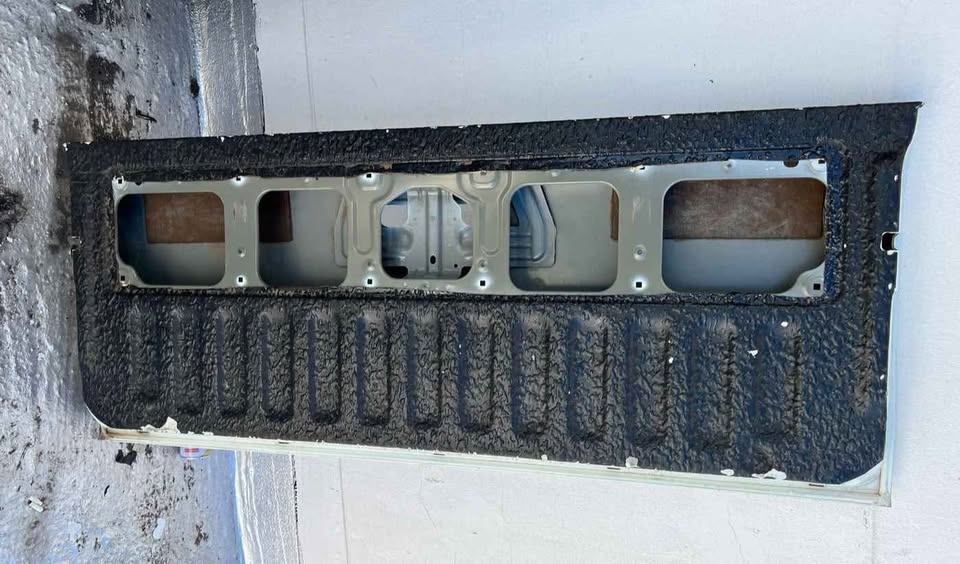 Ford Ranger T6 T7 Tailgate. - Private Seller Ford Ranger T6 T7 Tailgate. - Private Seller