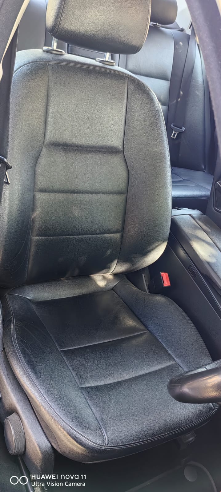 2011 Mercedes Benz C200 CGI W204