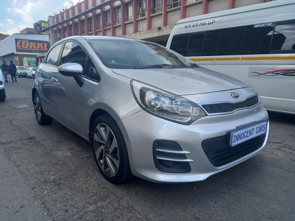 2017 KIA RIO 1.4 TEC, PETROL, MANUAL TRANSMISSION, SILVER COLOUR, 90000KM
