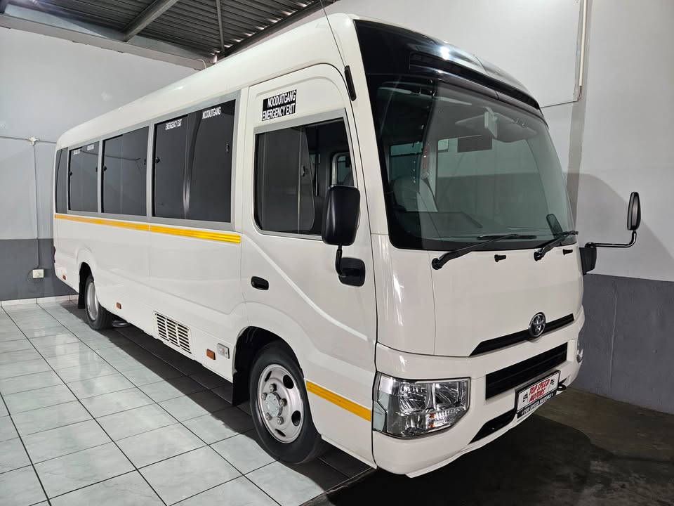 2022 Toyota Coaster 4.0D 23 Seater Bus 5MT LWB