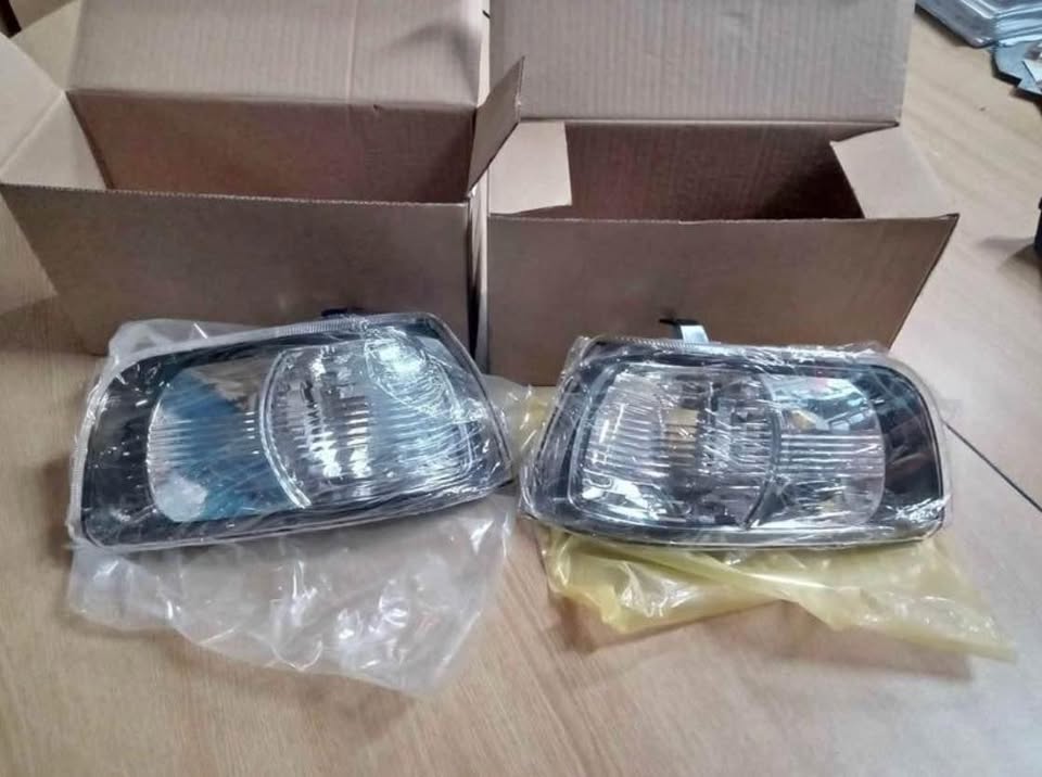 Toyota Tazz Smoked headlights & Corners/Indicators - Private Seller Toyota Tazz Smoked headlights & Corners/Indicators - Private Seller