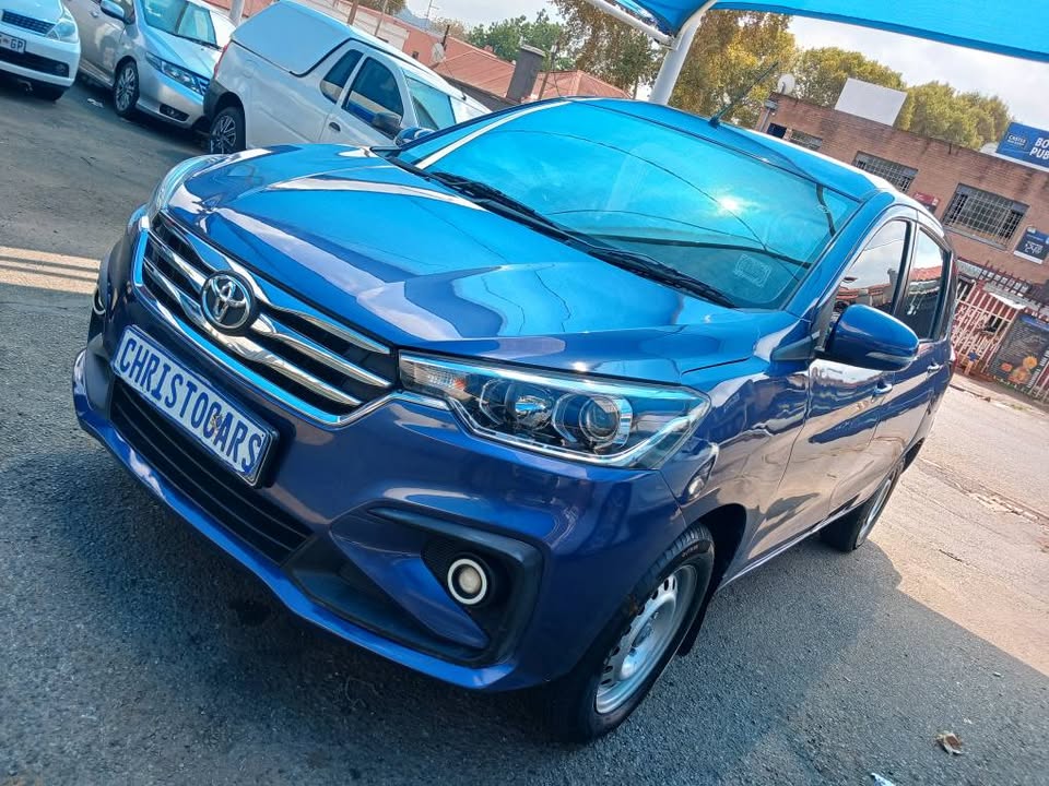 2023 Toyota Rumion 7-seater hatchback Manuel Transmission petrol 1.5 engine capacity