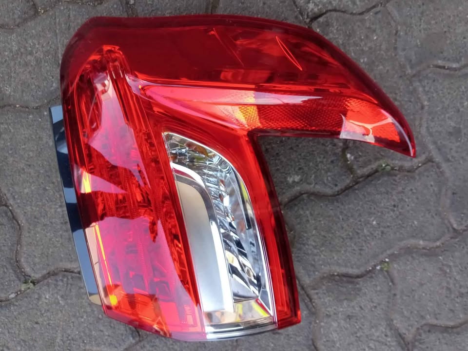 Citroen c4 aircross taillight - Private Seller Citroen c4 aircross taillight - Private Seller