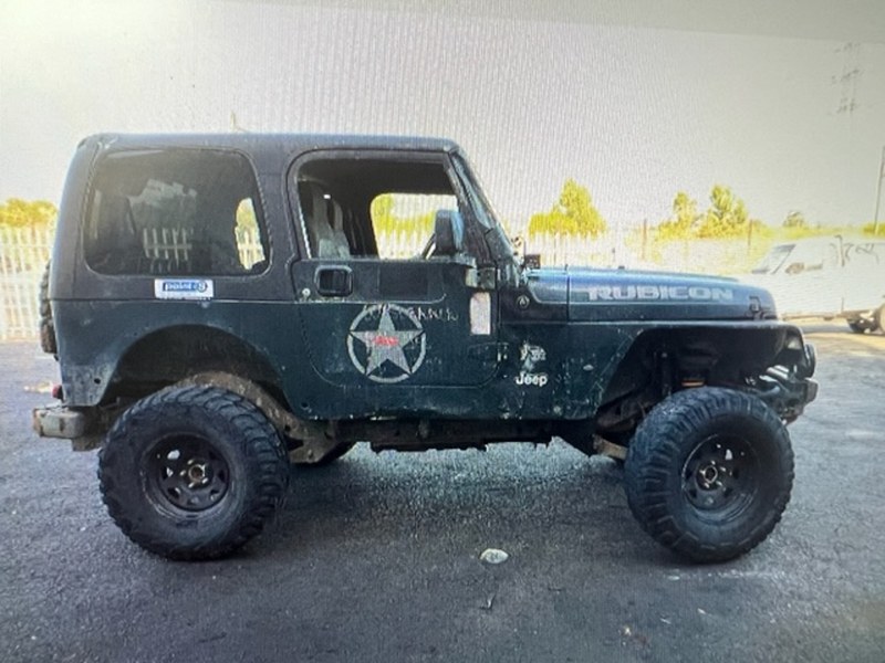 Jeep Wrangler Sahara 4.0 AT Green - 2005 STRIPPING FOR SPARES - Private Seller Jeep Wrangler Sahara 4.0 AT Green - 2005 STRIPPING FOR SPARES - Private Seller