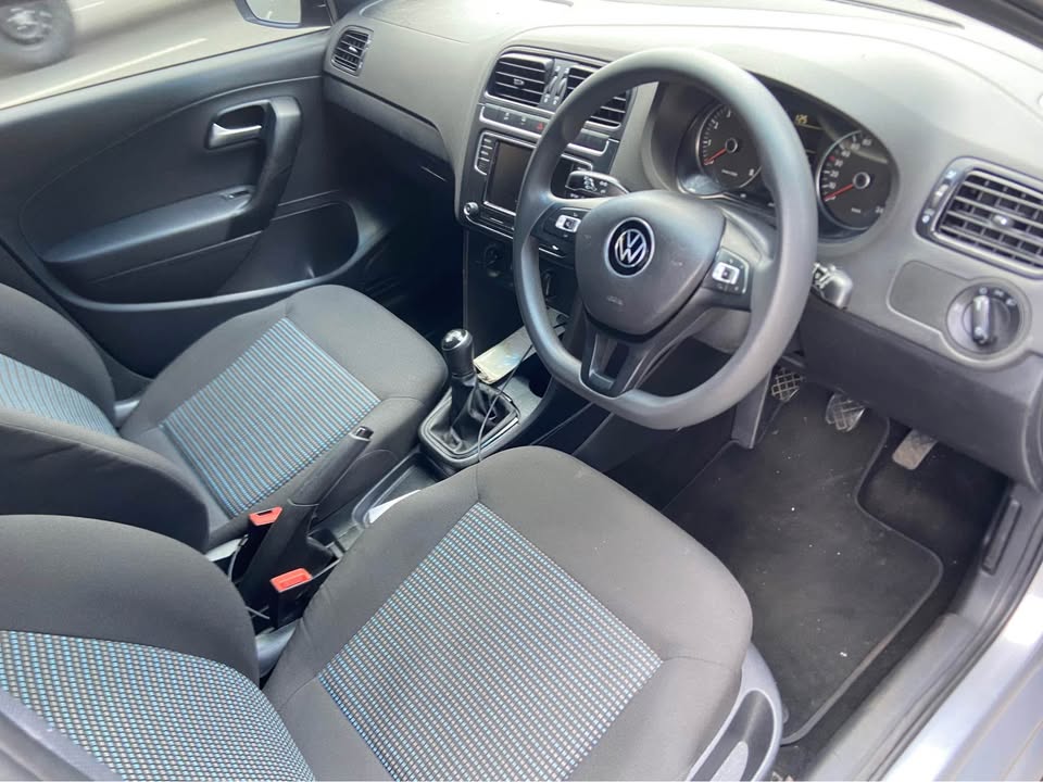 2024 Polo Vivo 1.4 800km manual