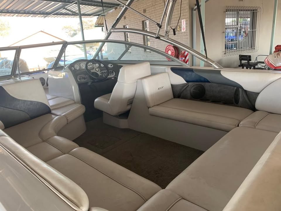 Moomba Mobius Gravity Games XLV 325hp 5.7L, V8, EFI with only 78 hours!!!
