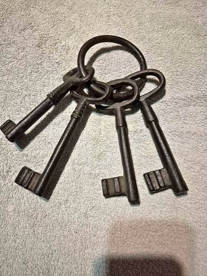 Cast iron antique prison keys Cast iron antique prison keys