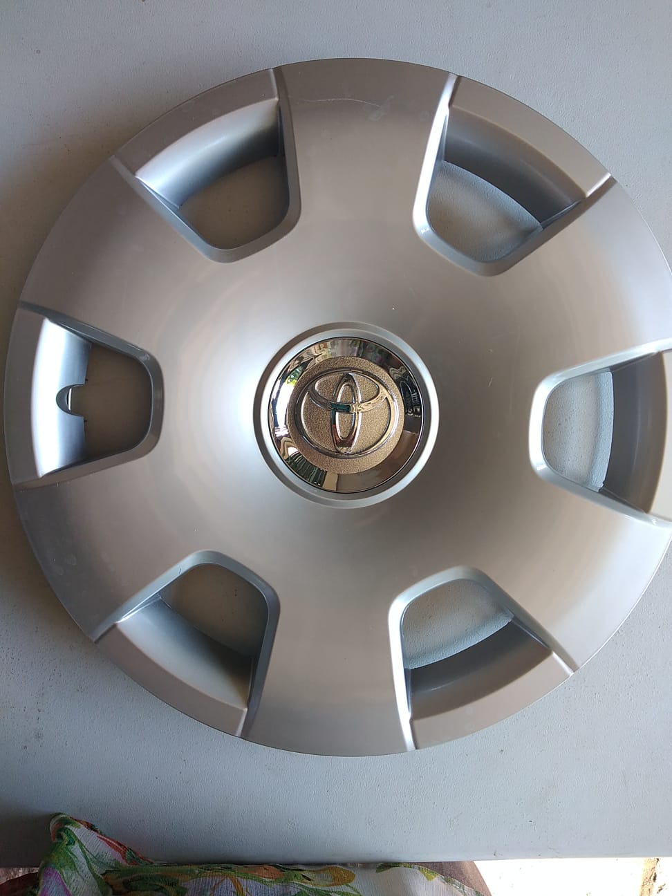 Quantum wheel hub caps for sale. - Private Seller