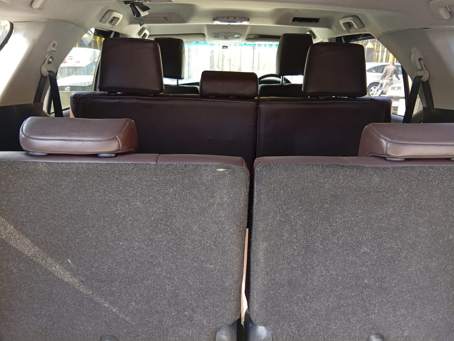 Fortuner 2.8GD-6 SUV 2017  7Seater Diesel Manual 98,000km Leather Seats, G