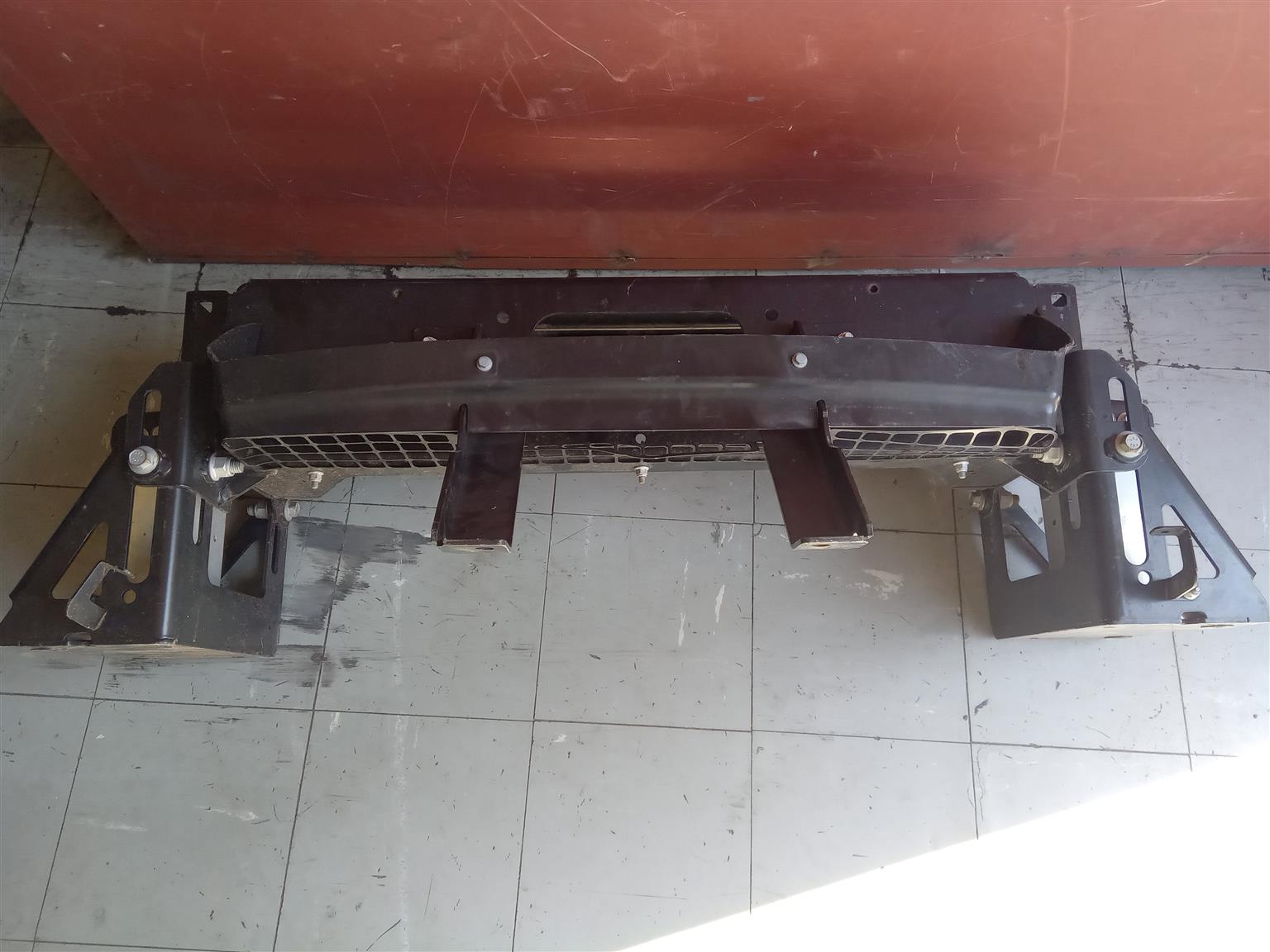 Land Rover Defender Stiffener - Private Seller Land Rover Defender Stiffener - Private Seller