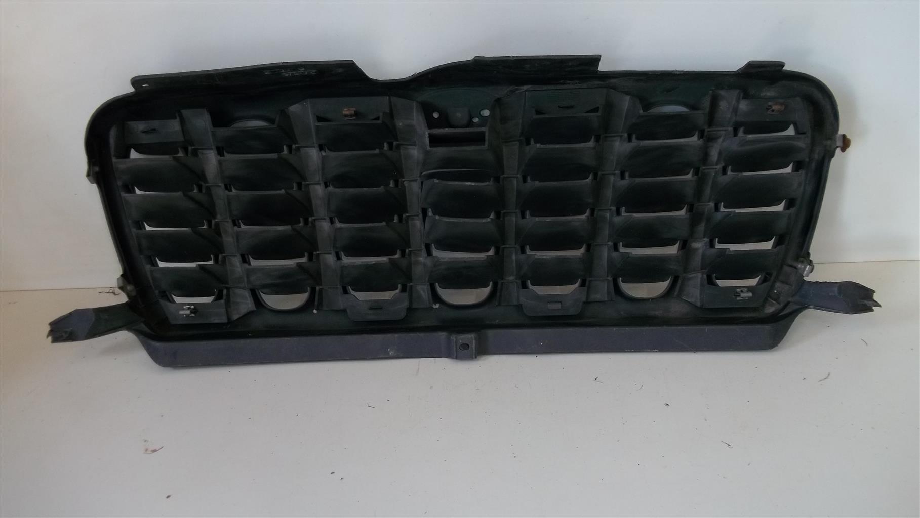 Mahindra Scorpio grille - Private Seller