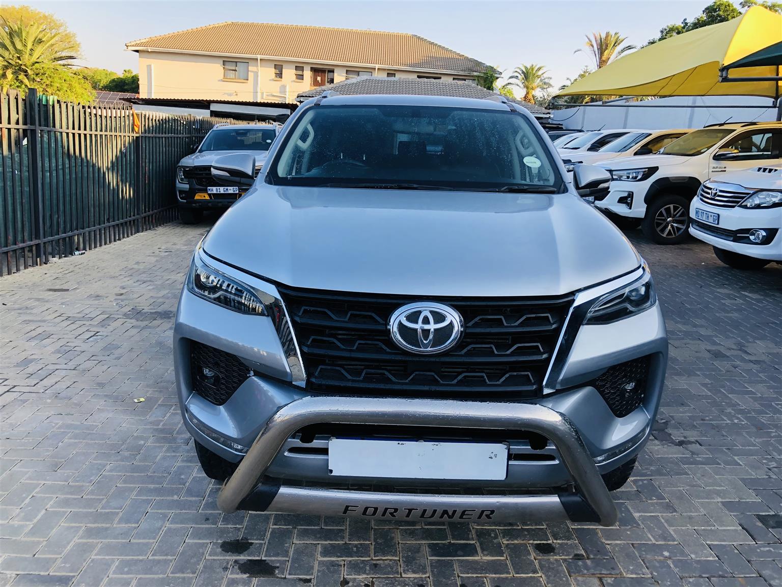 Used 2016 Toyota Fortuner 2.4GD-6 manual - Private Seller