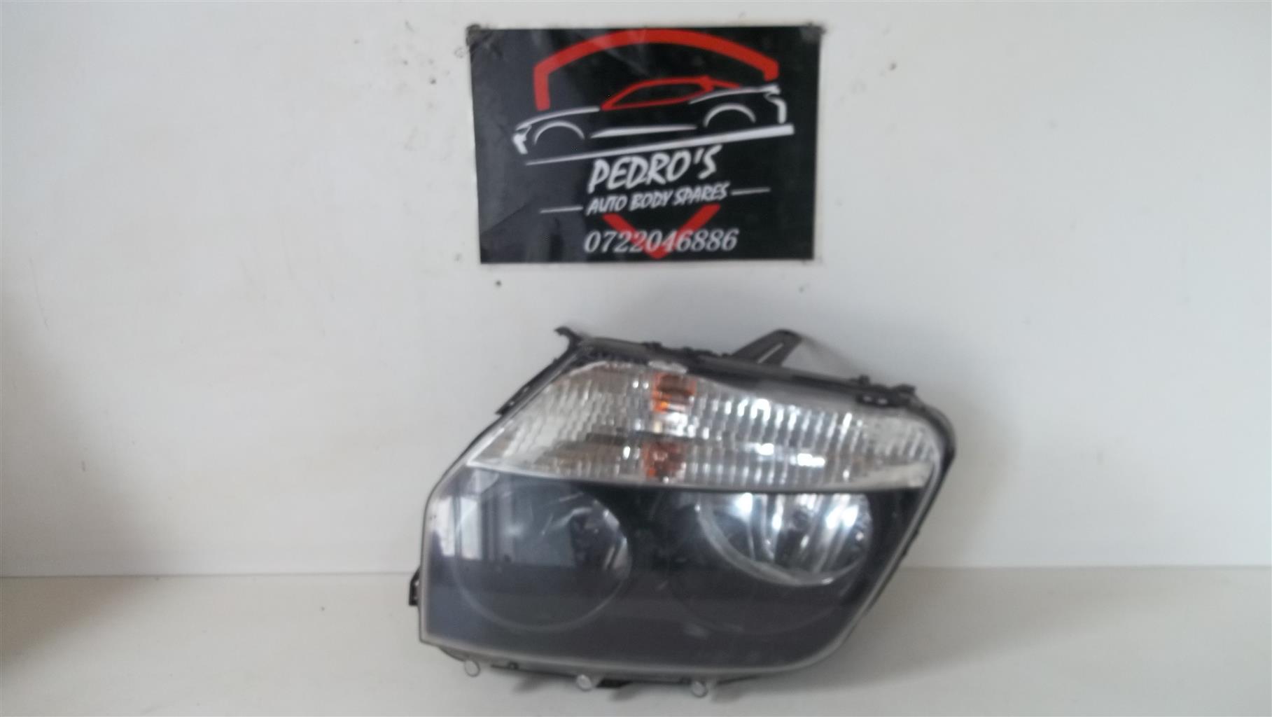 Renault Duster 2015 left headlight - Private Seller Renault Duster 2015 left headlight - Private Seller