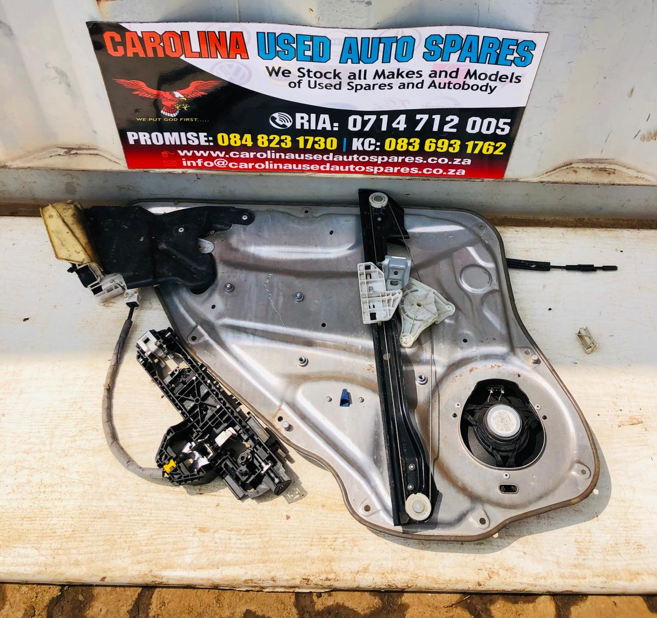 Mercedes Benz W204 C63 C300 C350 right side window mechanism - Private Seller