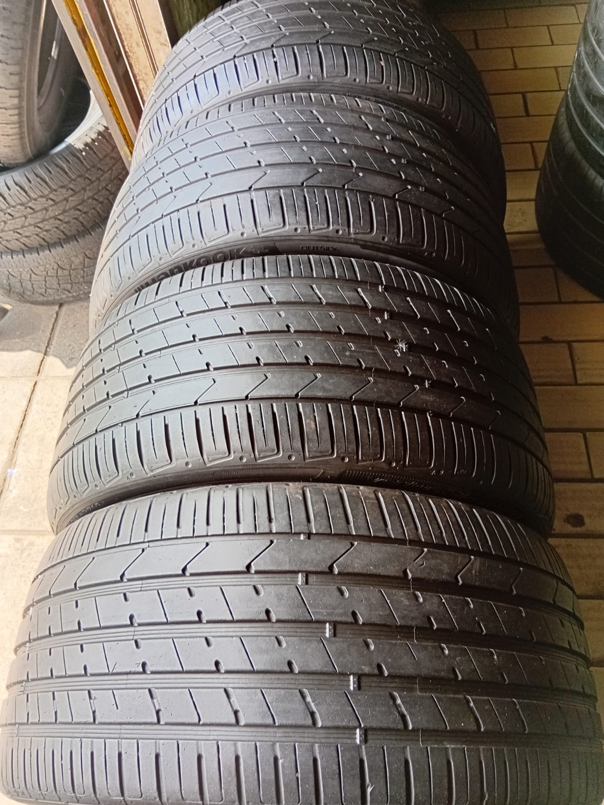 285/35/22 × 4 Hankook Ventus S1evo² SUV - Private Seller