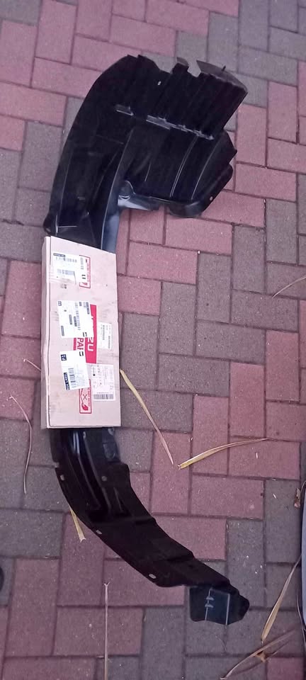 Isuzu d max/mu-x fender liner - Private Seller