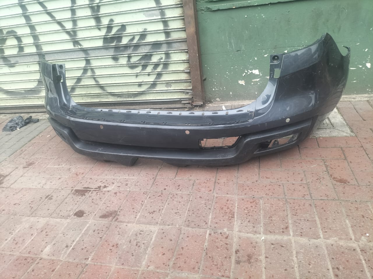 Ford Everest rear bumPA - Private Seller Ford Everest rear bumPA - Private Seller