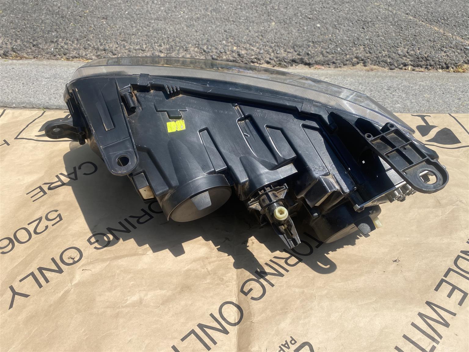 2023 RENAULT DUSTER LED HEADLIGHT RIGHT SIDE FOR SALE. IN PRISTINE CONDITION - Private Seller 2023 RENAULT DUSTER LED HEADLIGHT RIGHT SIDE FOR SALE. IN PRISTINE CONDITION - Private Seller