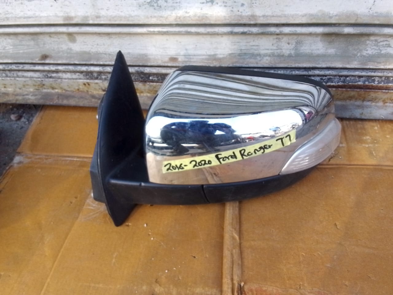 (2016-2020) FORD RANGER T7 CHROME LEFT SIDE MIRROR FOR SALE - Private Seller (2016-2020) FORD RANGER T7 CHROME LEFT SIDE MIRROR FOR SALE - Private Seller