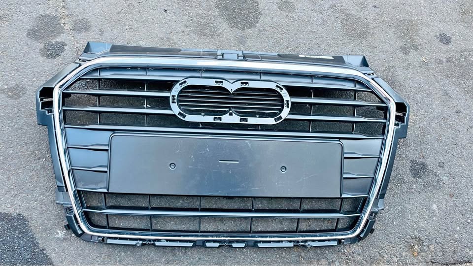 Audi A1 Grill - Private Seller Audi A1 Grill - Private Seller