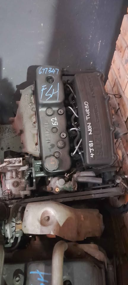 Isuzu kb280 NONE turbo engines complete available - Private Seller