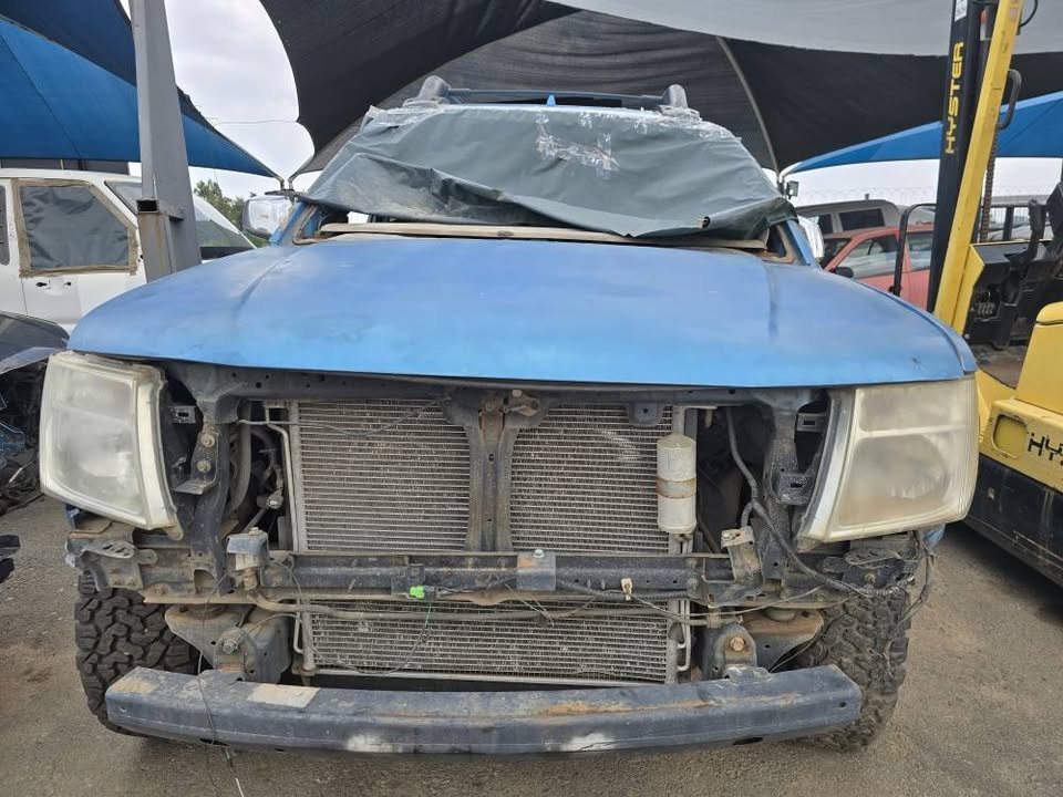 Nissan Navara 4.0 V6 Double Cab Stripping For Spare Parts - Private Seller Nissan Navara 4.0 V6 Double Cab Stripping For Spare Parts - Private Seller