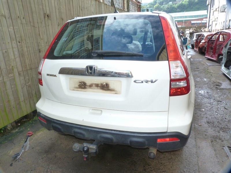 Honda CR-V 2.4 VTec RVi AT White - 2009 SPARESBOYZ STRIPPING FOR SPARES - Private Seller