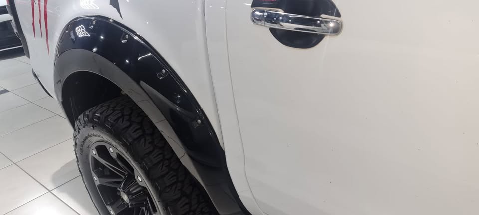 Ford Ranger Studded Wheel Arches - Private Seller