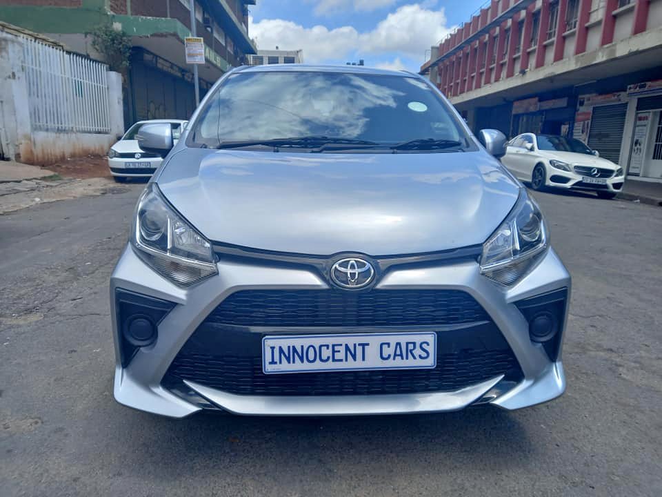 2021 TOYOTA AGYA 1.0 PETROL, MANUAL TRANSMISSION, SILVER COLOUR