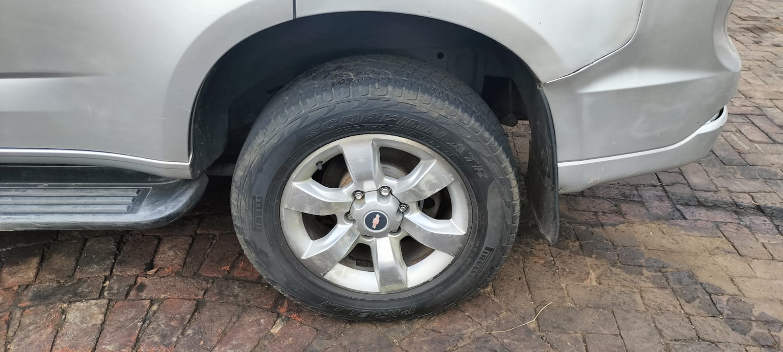 STRIPPING FOR SPARES Auto Chev Trailblazer 2.8 2013 - Private Seller STRIPPING FOR SPARES Auto Chev Trailblazer 2.8 2013 - Private Seller