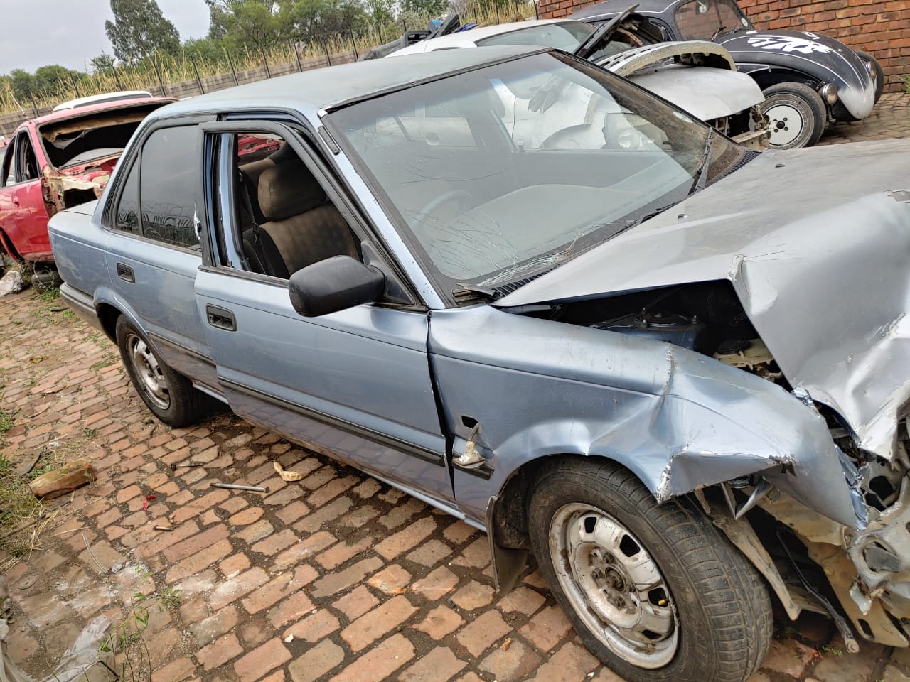 TOYOTA COROLLA 1600  BODY PARTS FOR SALE